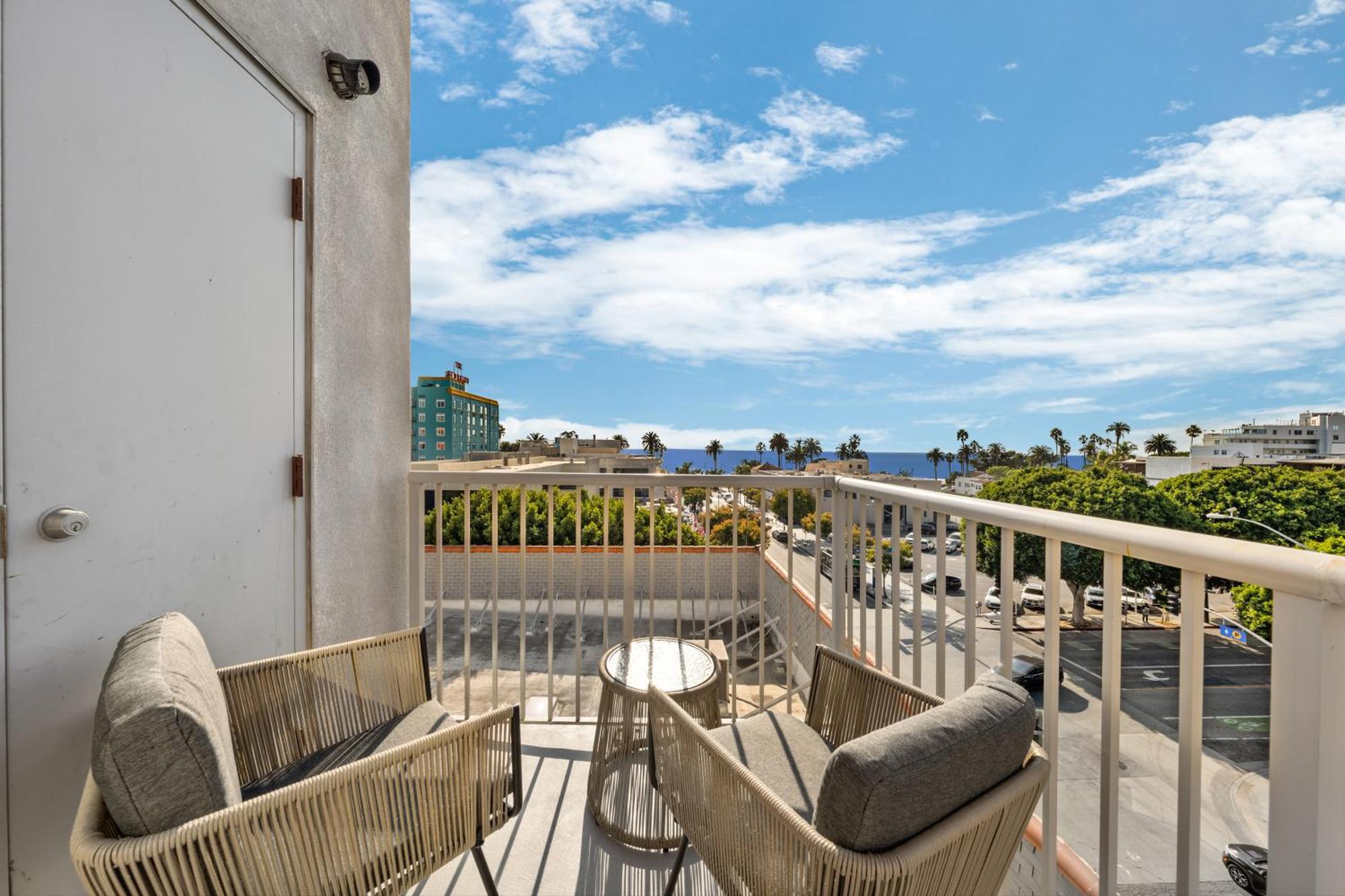 Ocean View 2Br By Santa Monica Pier 2Min Walk Lägenhet Los Angeles Exteriör bild